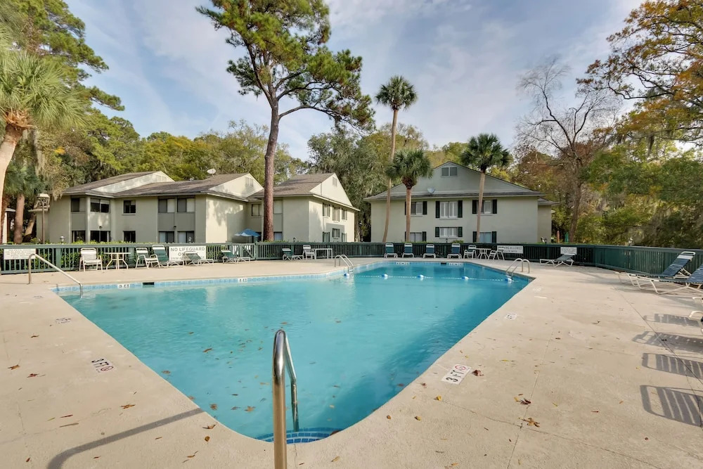 Decks + Pool Access: Hilton Head Island Townhome