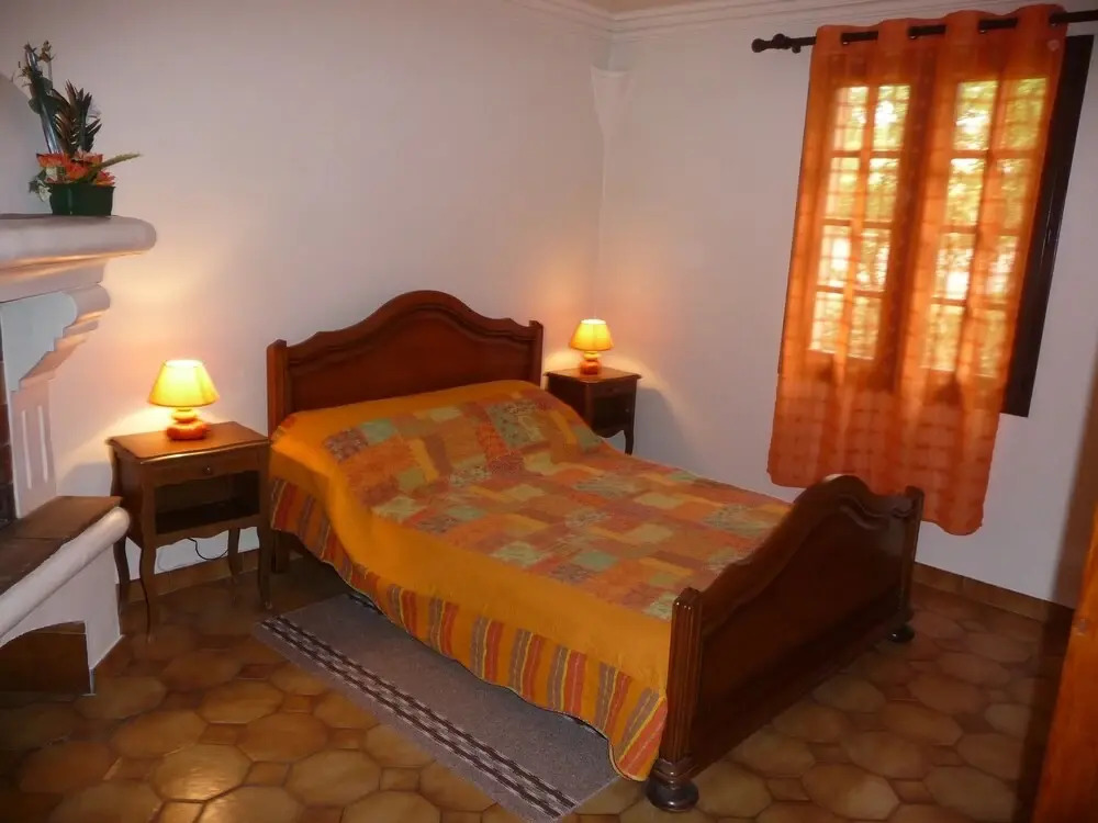 Property With one Bedroom in Vidauban, With Enclosed Garden - 25 km Fr