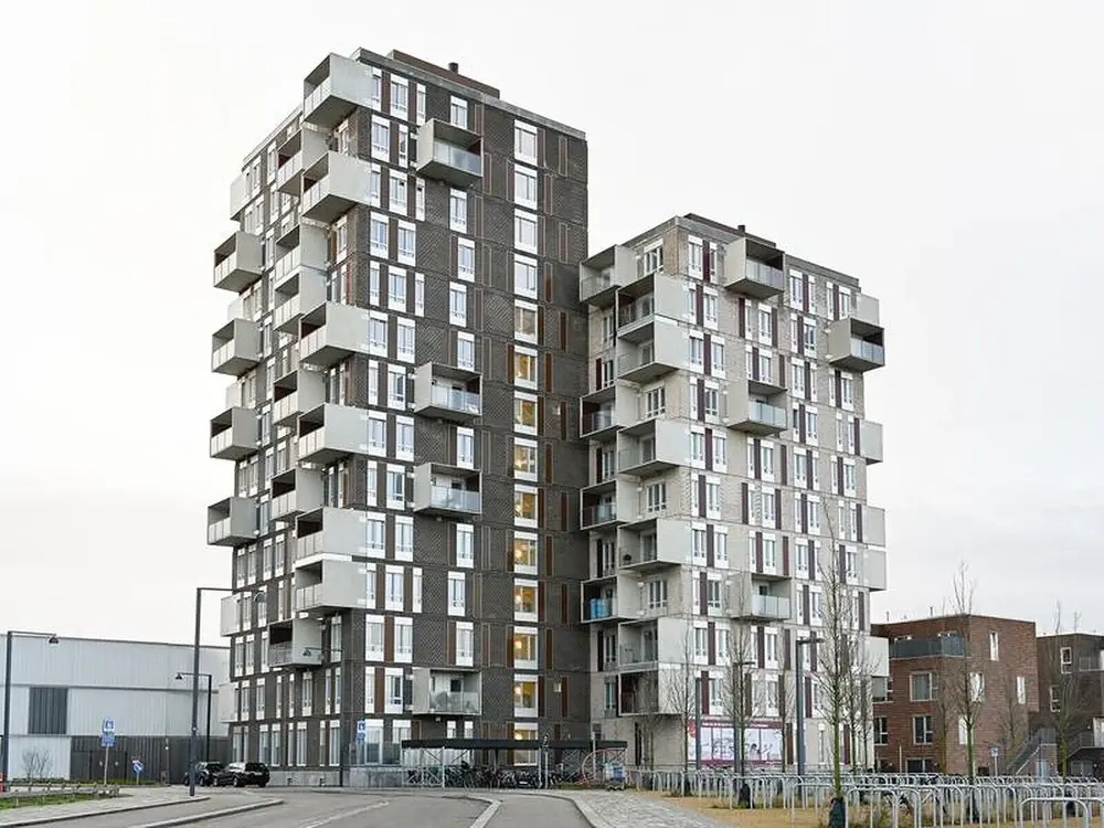 Modern and Bright Apartment Near Metro Station in Copenhagen Ørestad
