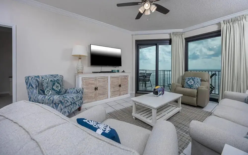 Phoenix Vii 71504 2 Bedroom Condo
