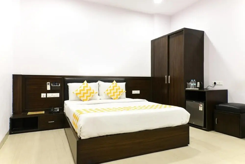 Oyo 14501 Hotel Hill View Guest House Begumpet
