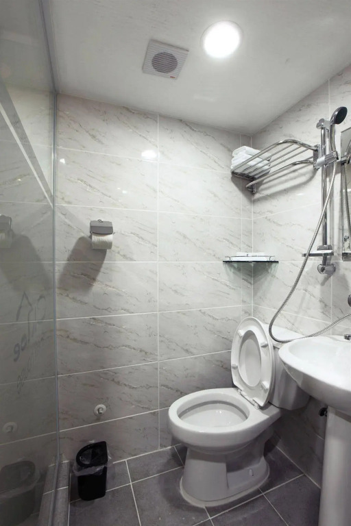 Chloe Guest House