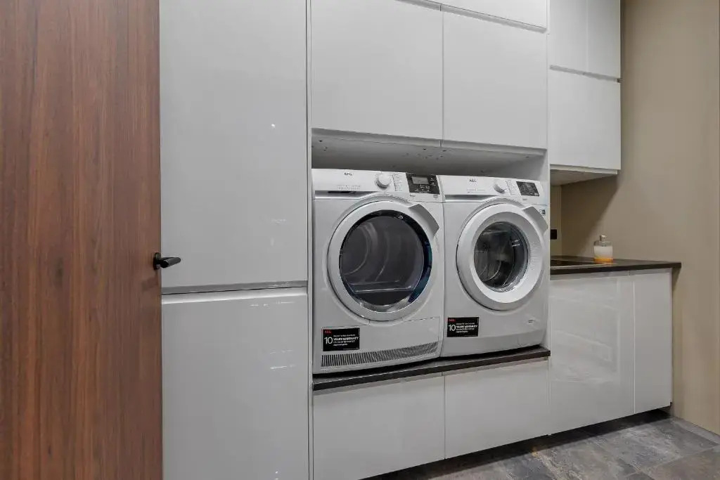 Bay View Apartments