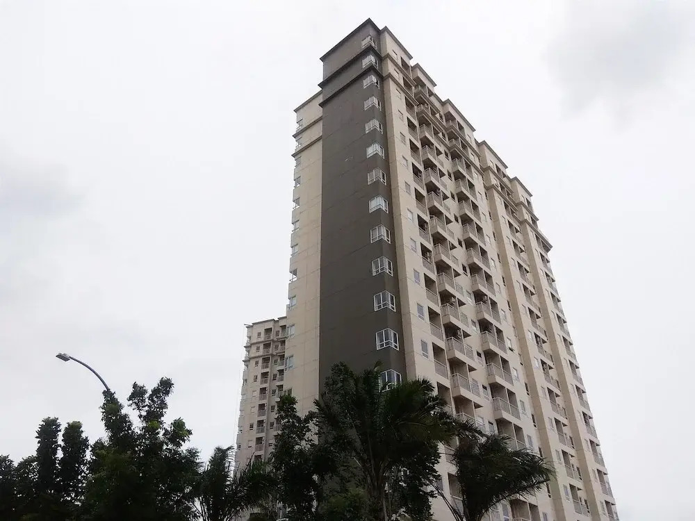 Chic and Cozy 1BR Apartment at Mustika Golf Residence