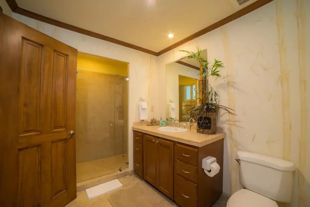 Veranda 4F - 2 bdr -2 Bath