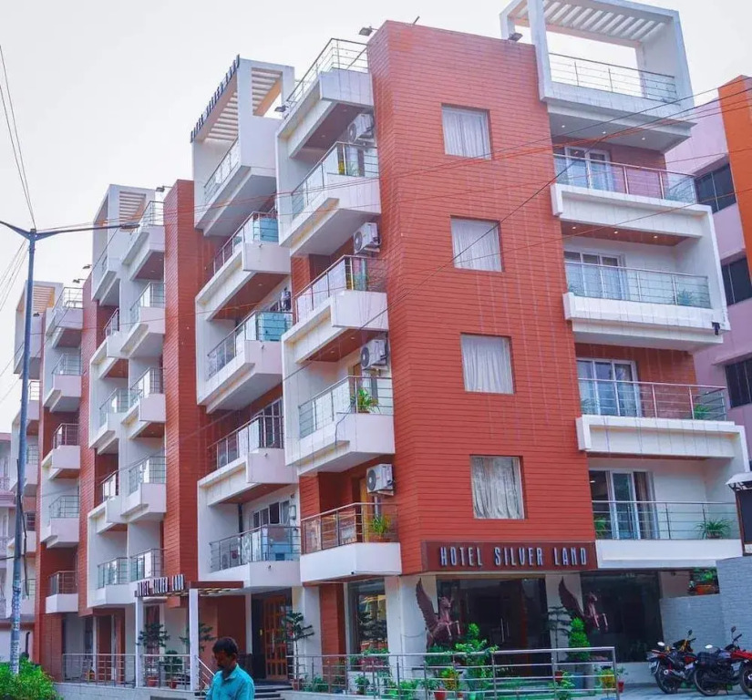 Hotel Silver Land New Digha with Rooftop Pool