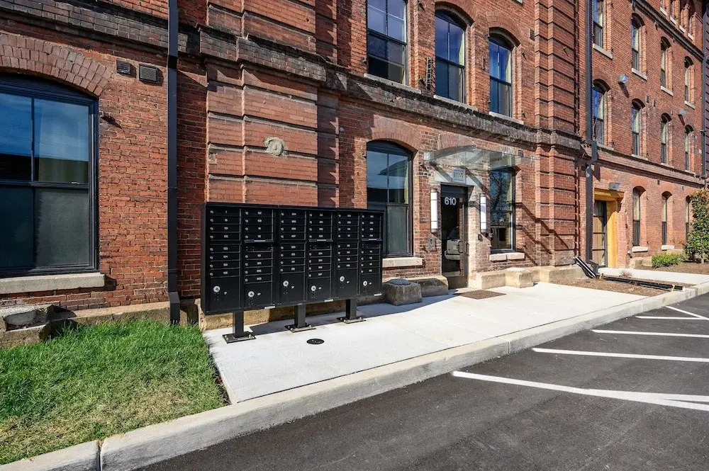 New Listing! Chic 1865 W/ Rooftop Deck 2 Bedroom Condo