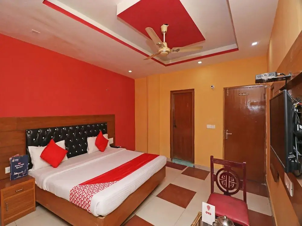 OYO 26602 Hotel Shubham