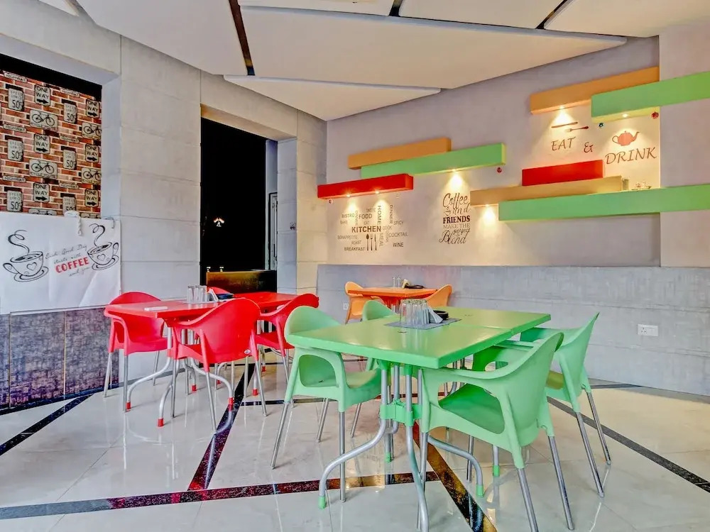 Urbanite by OYO Rooms