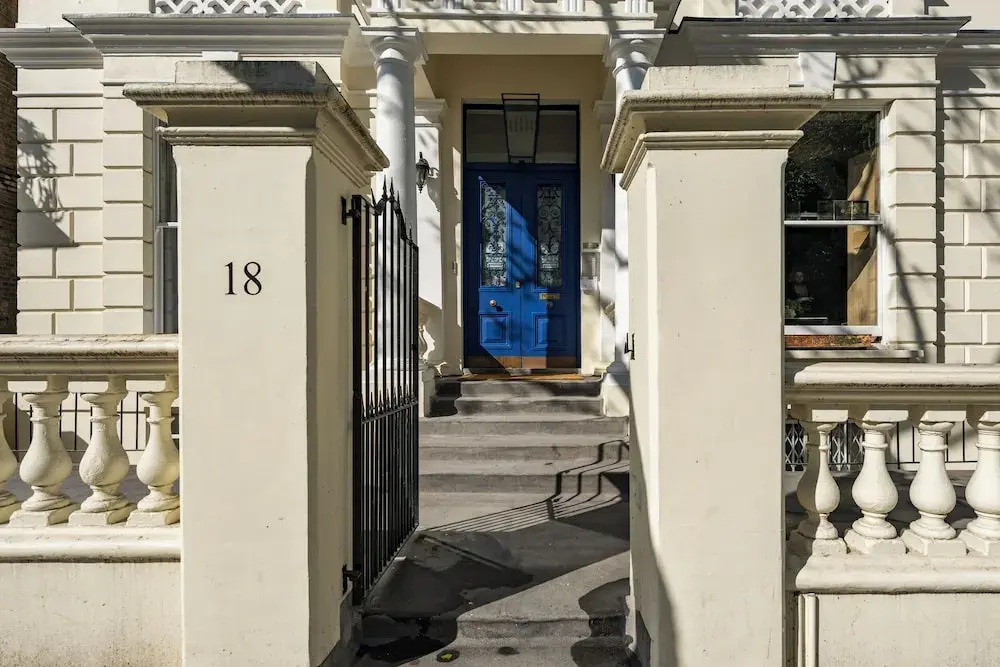 Notting Hill I Your Apartment