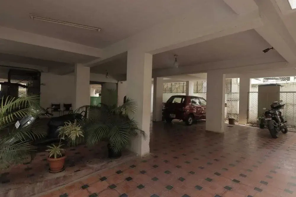 Galaxy Service Apartment