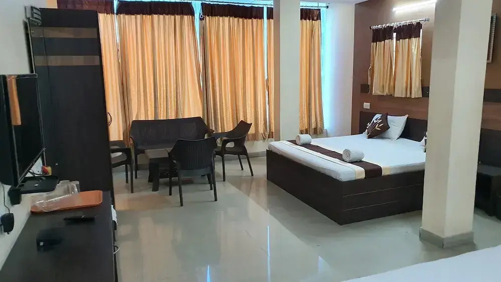 S4 Residency