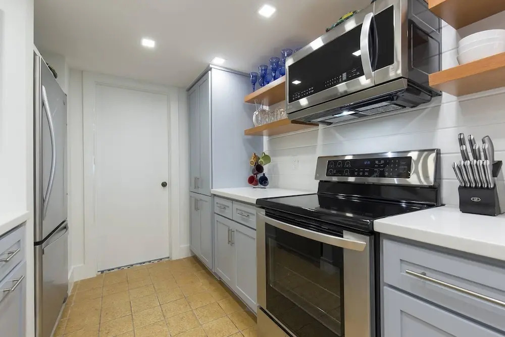Embassy Condominium 104