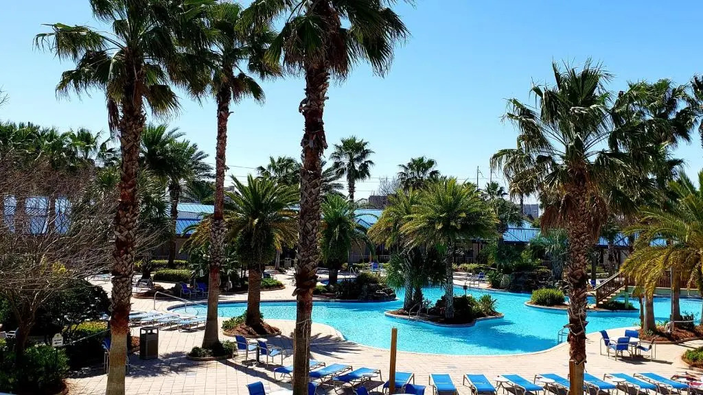 1215 A Slice of Heaven - Destin! Pool View!