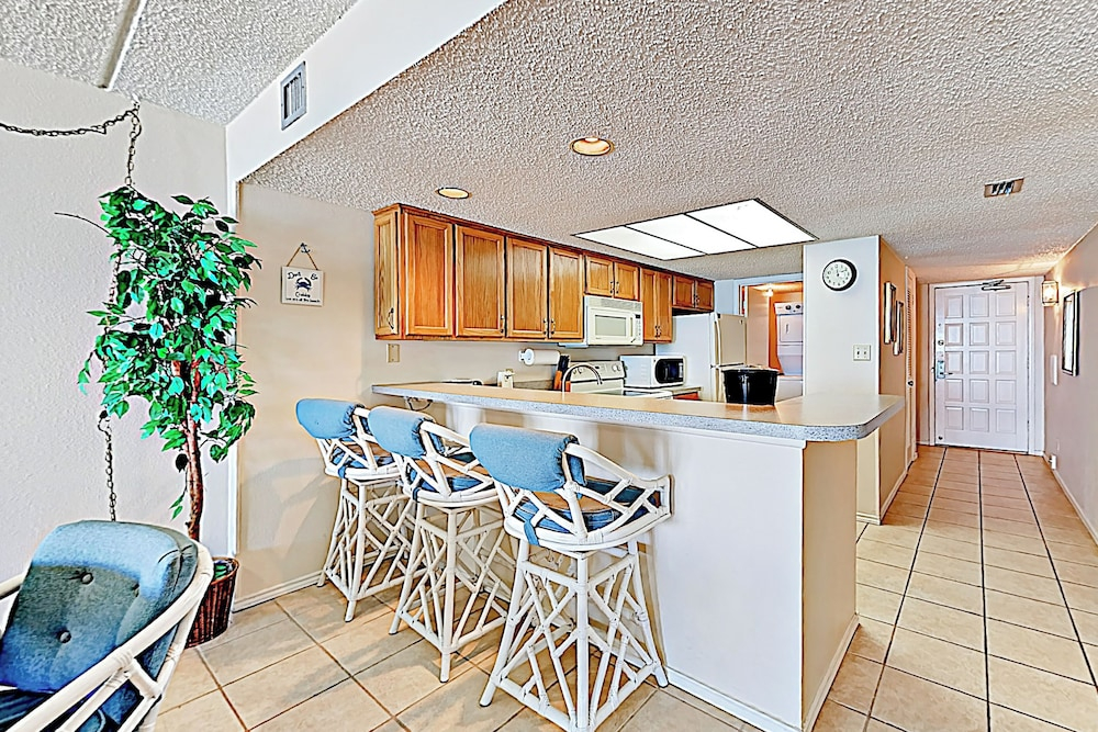 Epic Gulf View, Luxe Perks: Suntide III - Unit 707