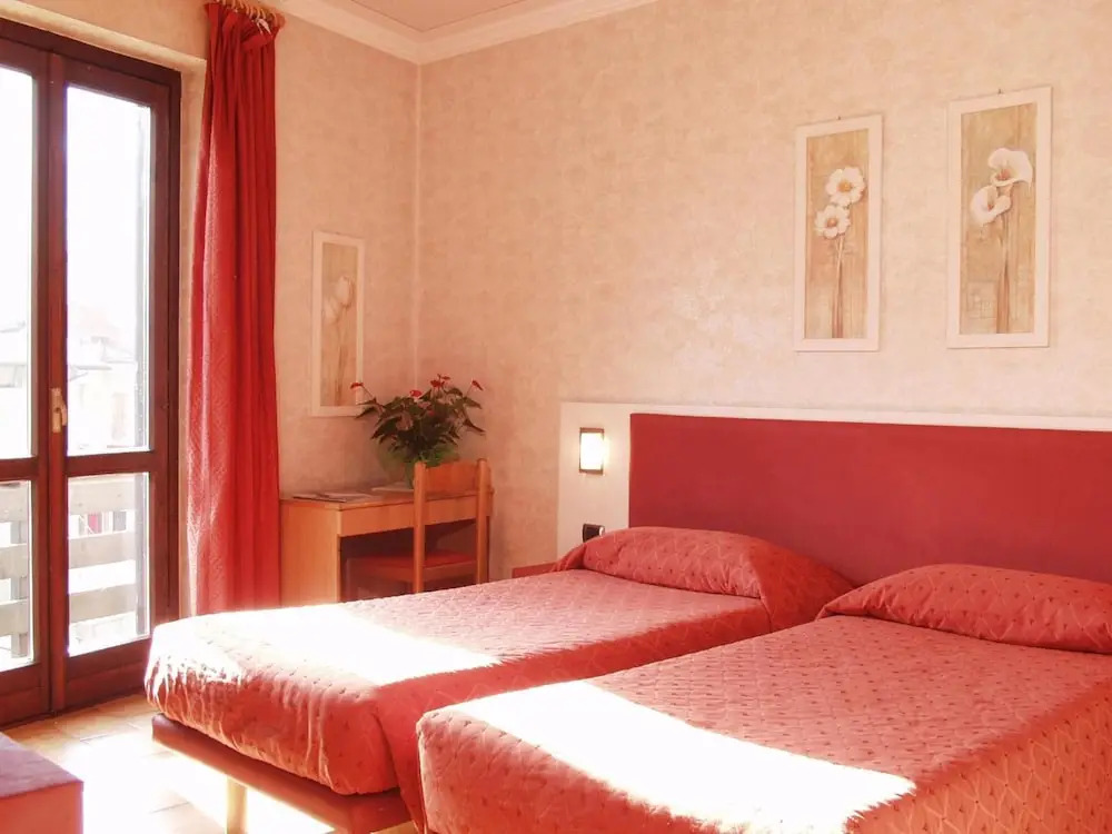 Euro Hotel