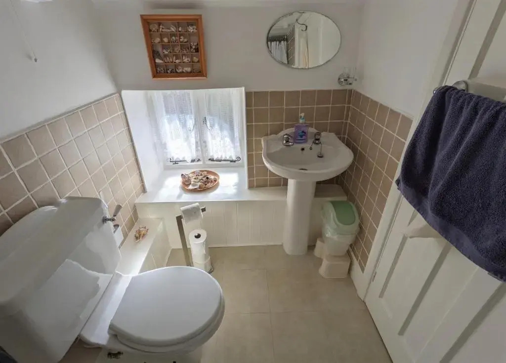 Ye Olde Cottage