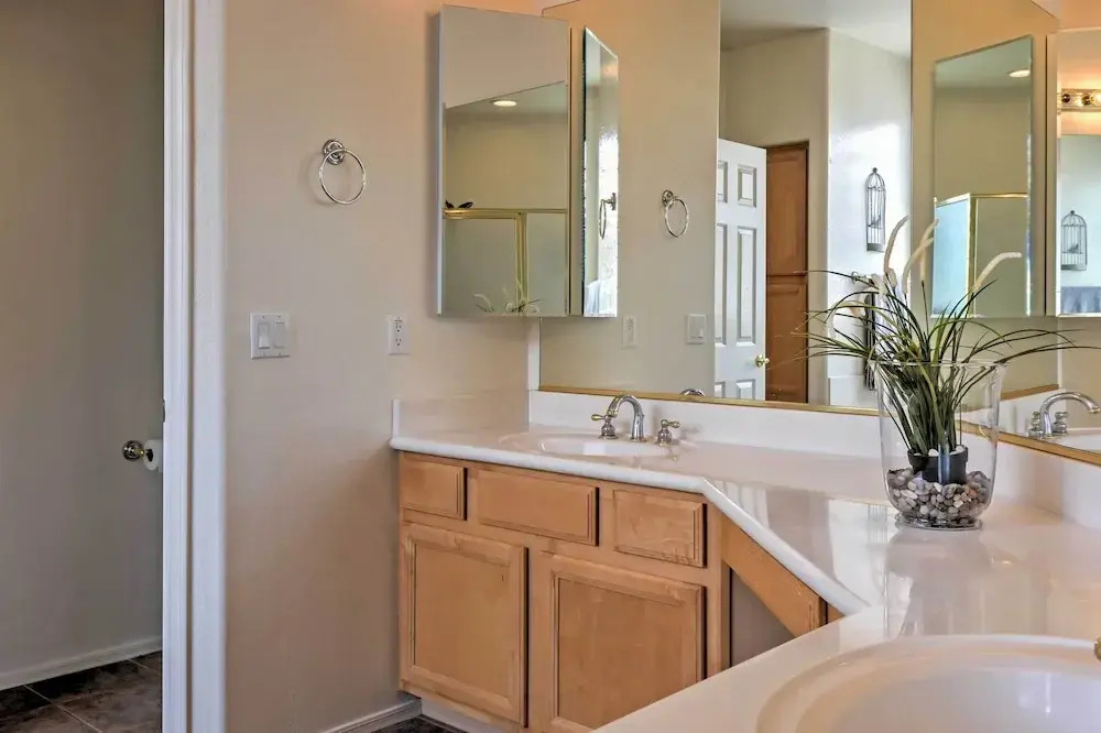 North Phoenix Home w/ Pool: Hike, Swim & Shop!