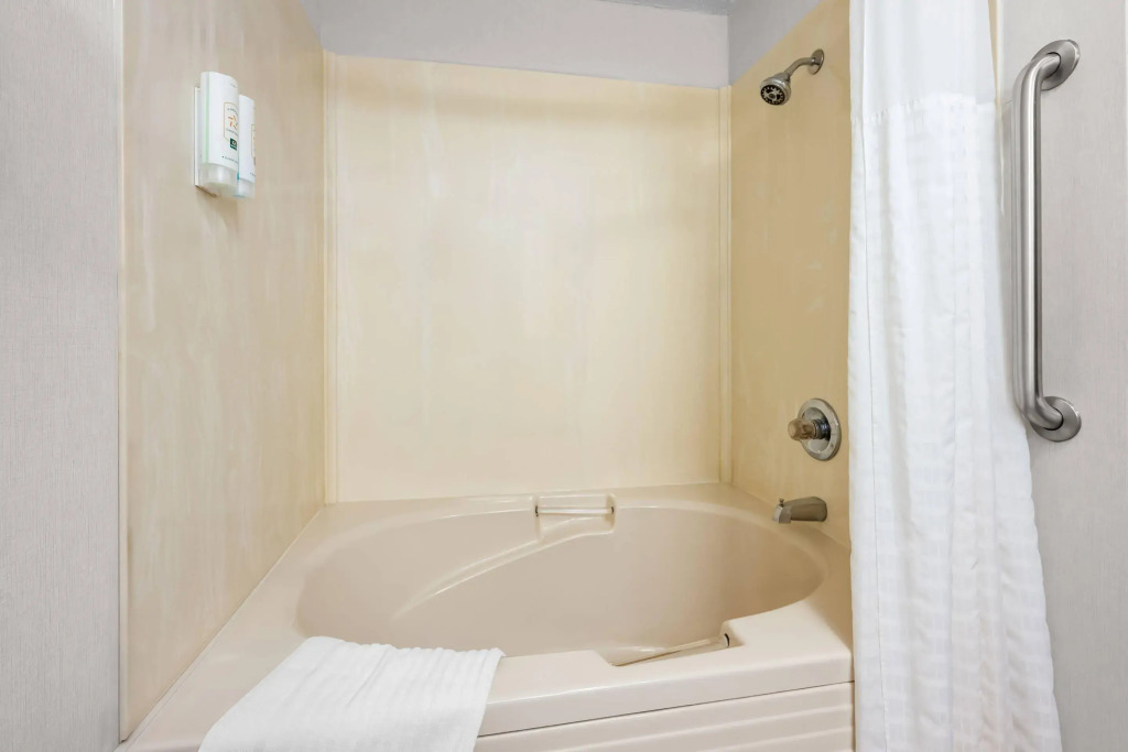 Quality Inn Ironwood