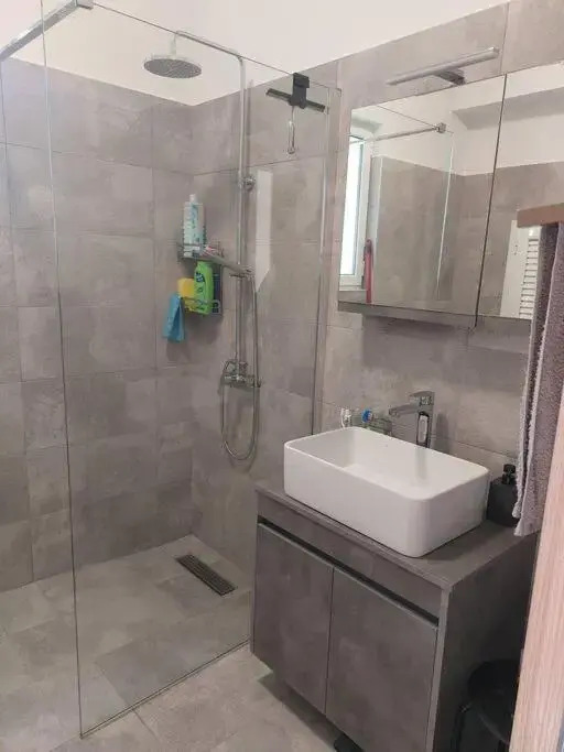 Poros Seaside Suite