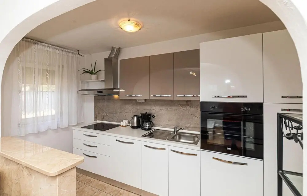 Stunning Apartment in Solin With Wifi and 2 Bedrooms