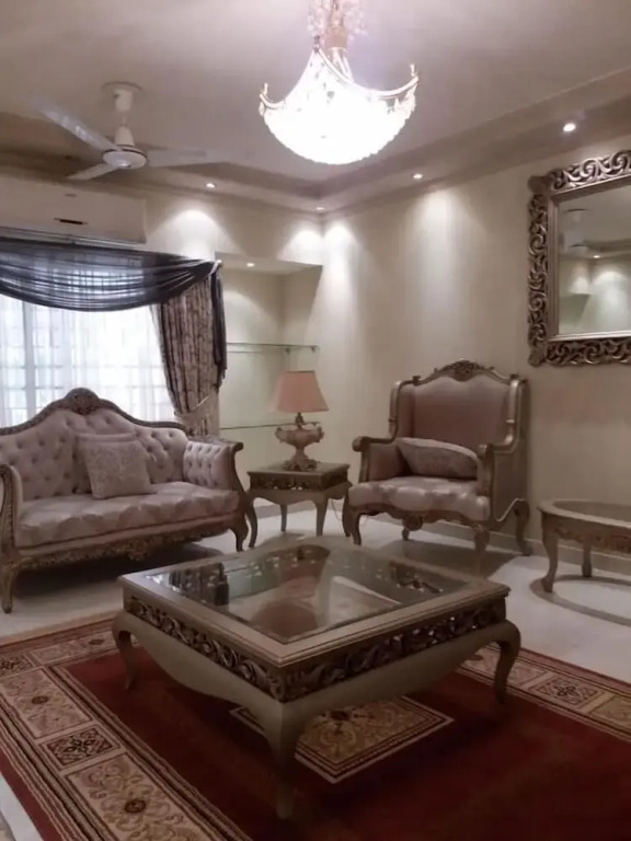 Royal Cottage Guest House