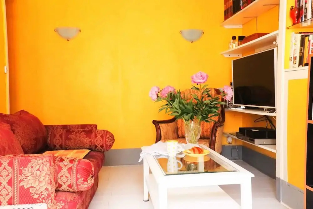 Cozy Yellow Nest - Pigalle Quarters & Sacré-cœur