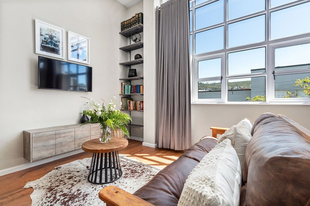 Gardens Loft Studio