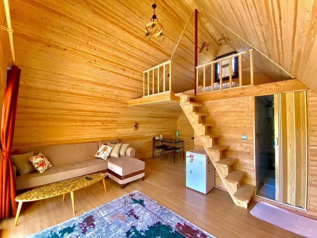 Wonderful Bungalow with Private Pool, Garden and BBQ in Fethiye