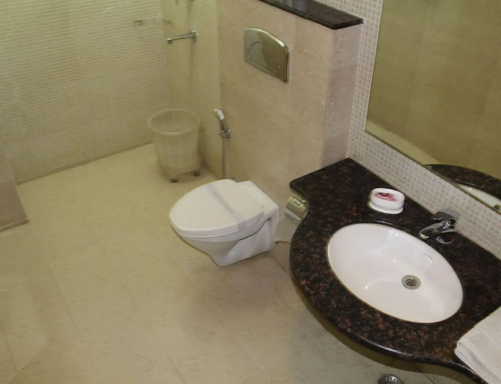 Hotel H R Palace