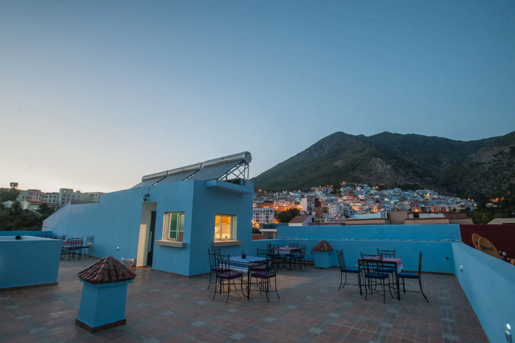 Puerta Azul