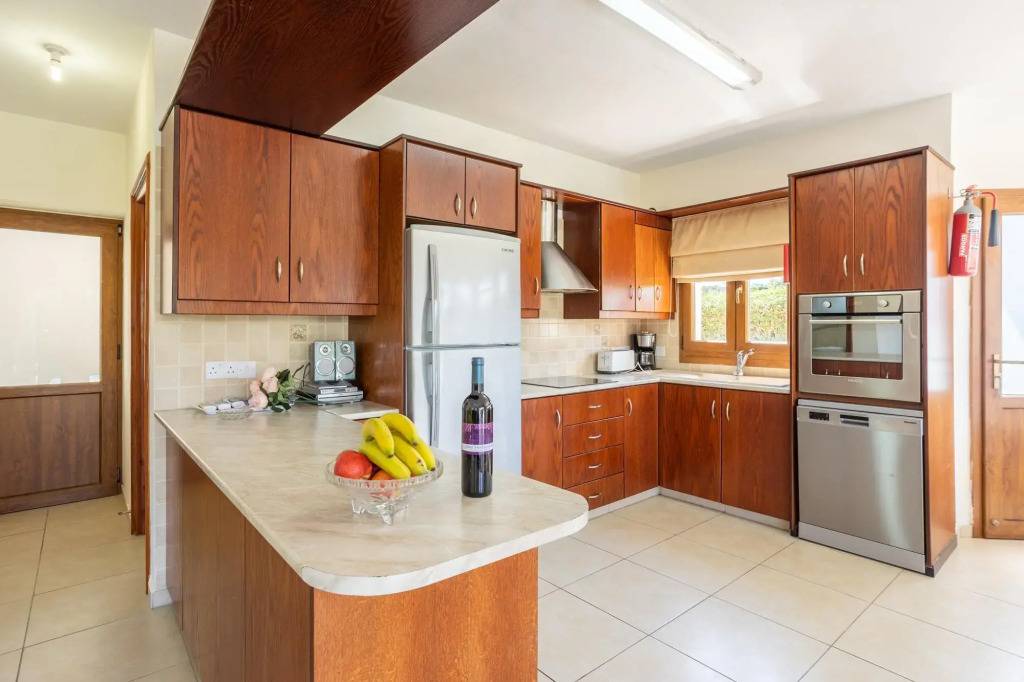 Villa Tsikkos Tessera