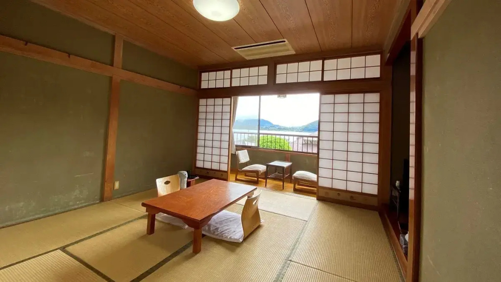 Nagahama Ryokan