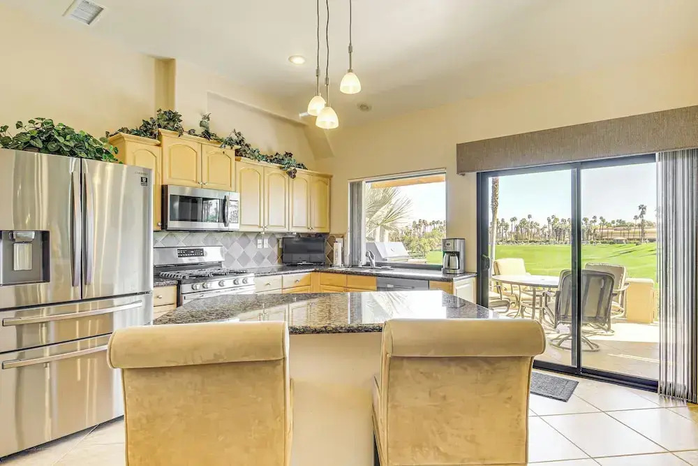 Community Pools & Golf Views: Palm Desert Condo!