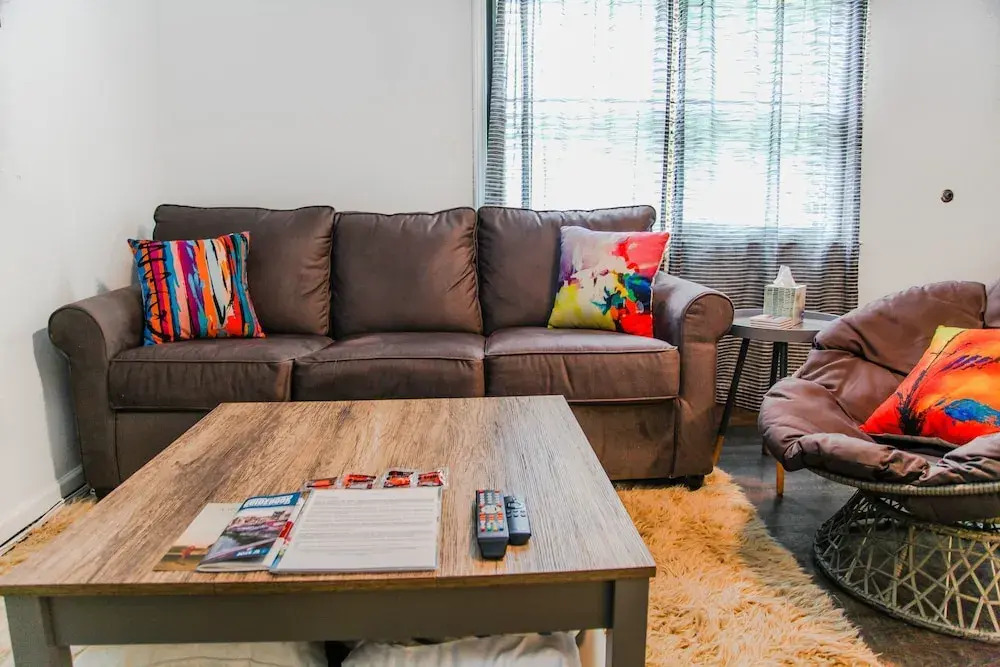 Lavish 1 Bd Apartment in Music City Near DT