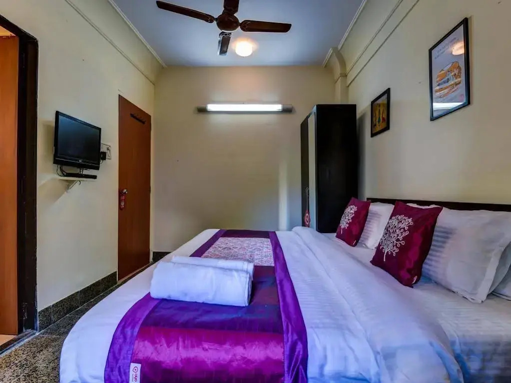 OYO Apartments Juhu Near ISKCON