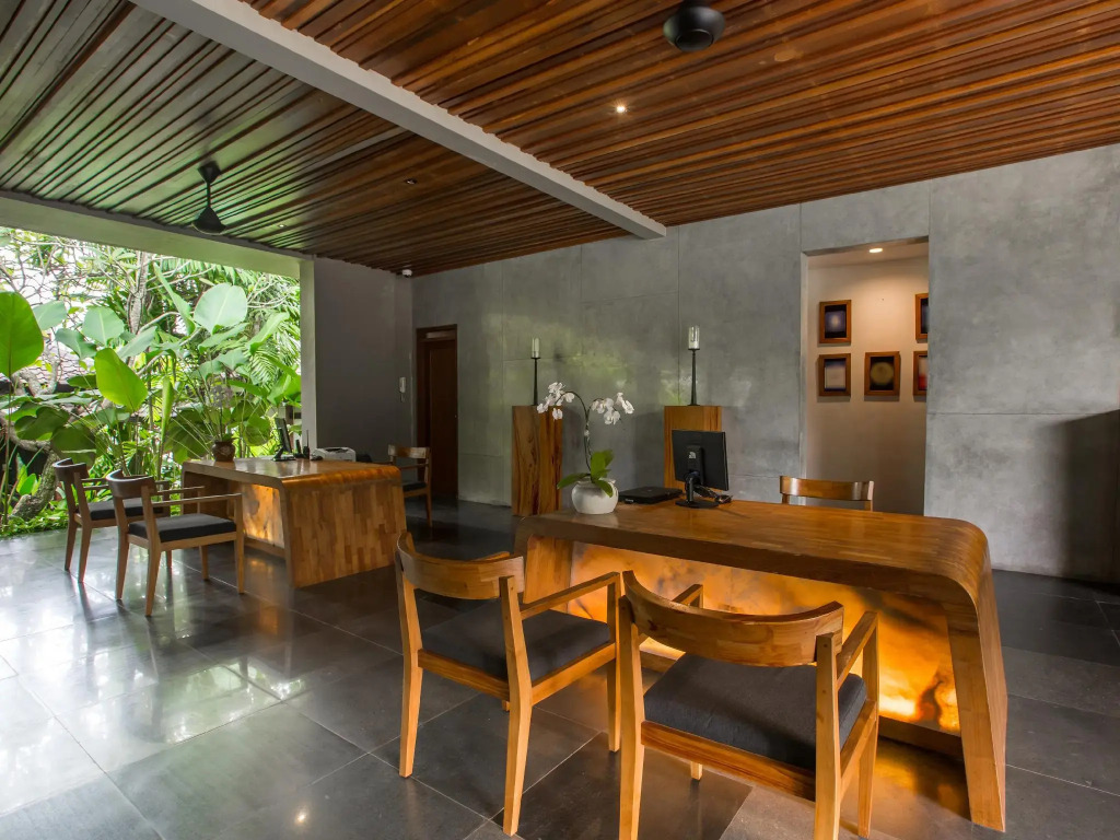 Candi Beach Resort And Spa
