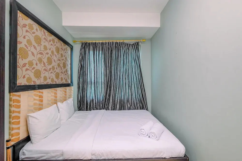 Simple And Comfort 2Br With Extra Room At Mt Haryono Square Apartment