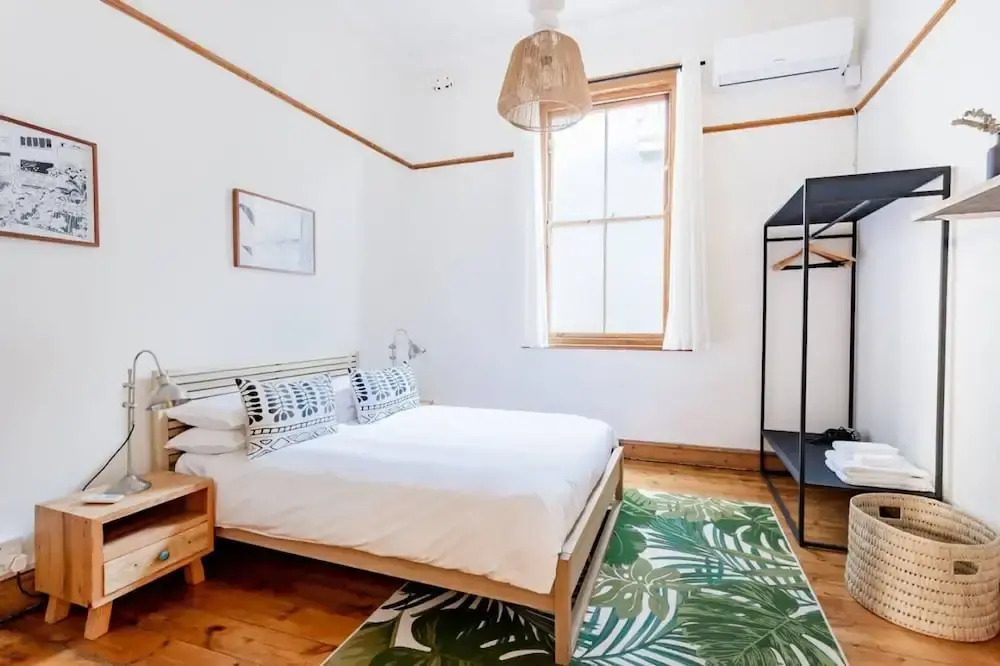 Spacious 3-bed Sunlit Comfort Power Backup