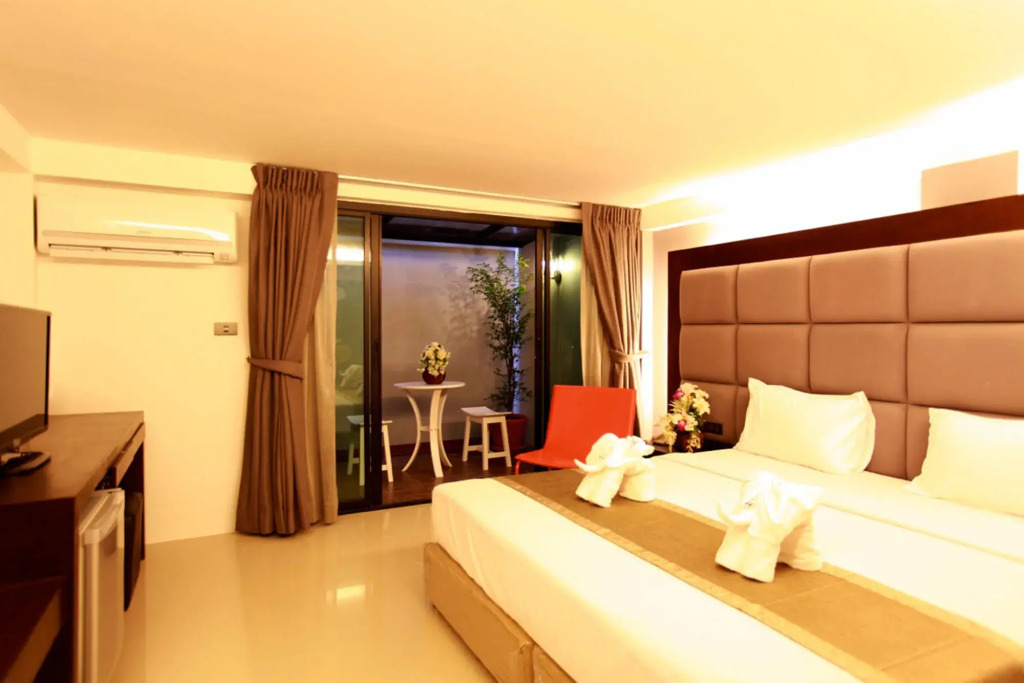 The Bangkok Major Suite