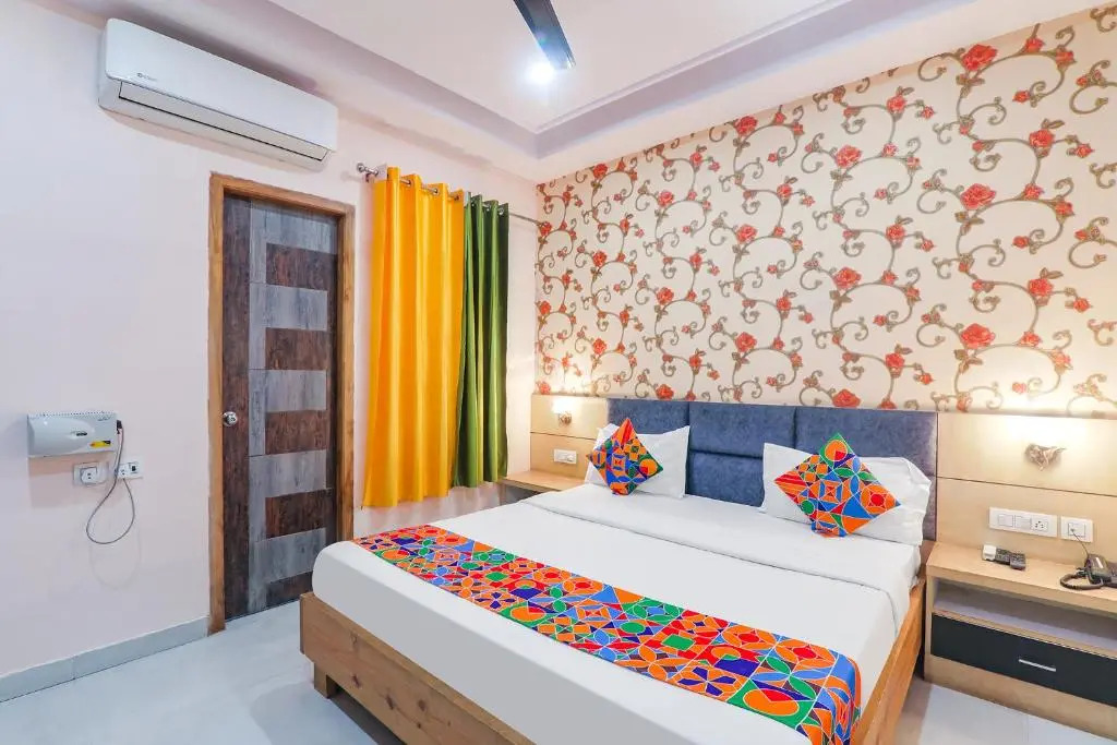 Treebo Shakuntalam, Near Lucknow Airport
