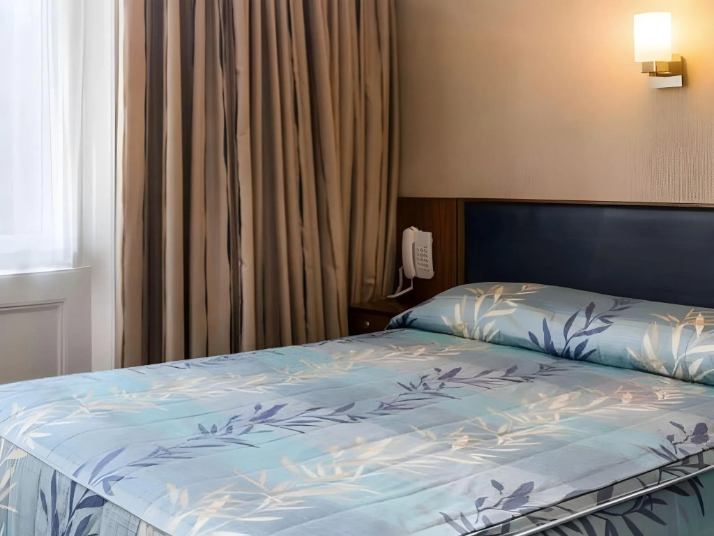 Mitre House Hotel