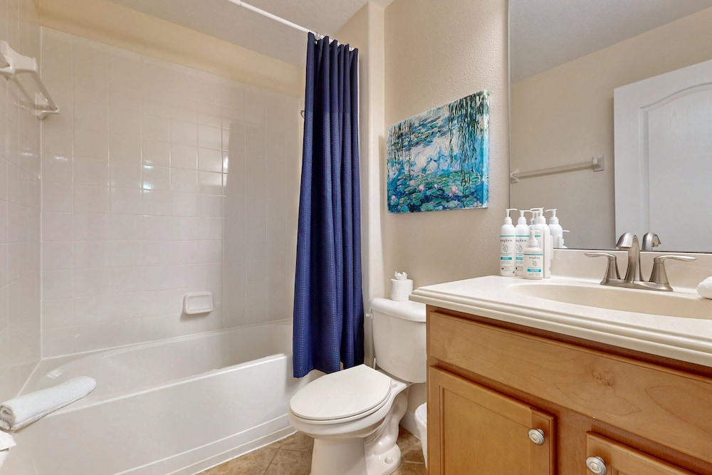 Dog-friendly Home With Private Pool, High-speed Wifi, Central AC, & Washer/dryer