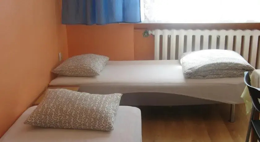 Hostel 365