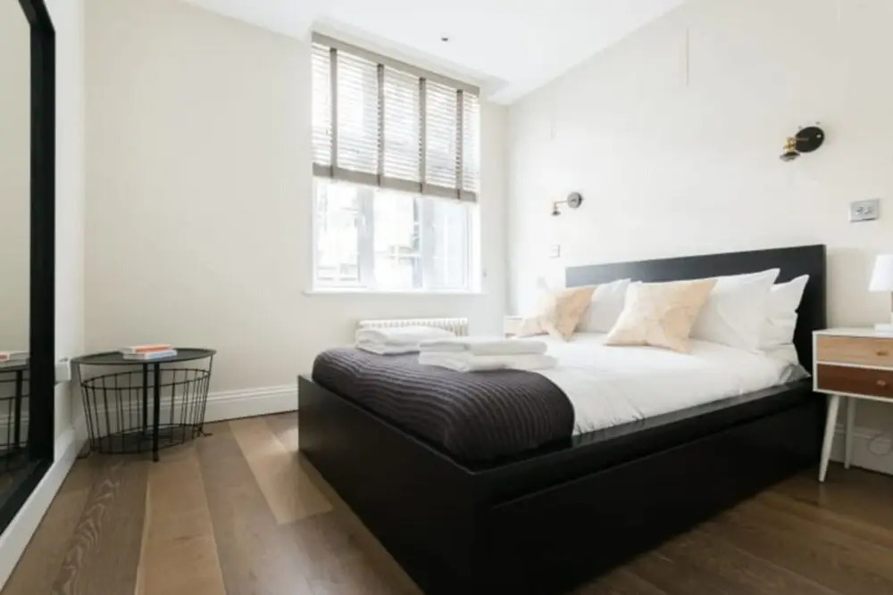 The Oxford Street Retreat - Modern 3bdr in 2 Apartments
