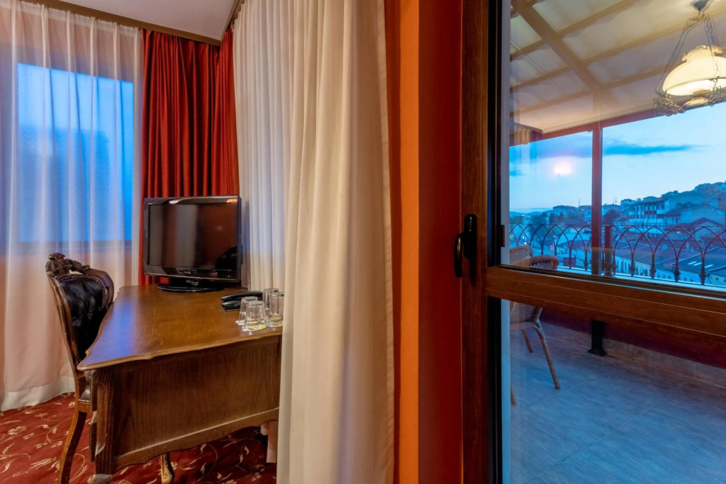 Real Hotel