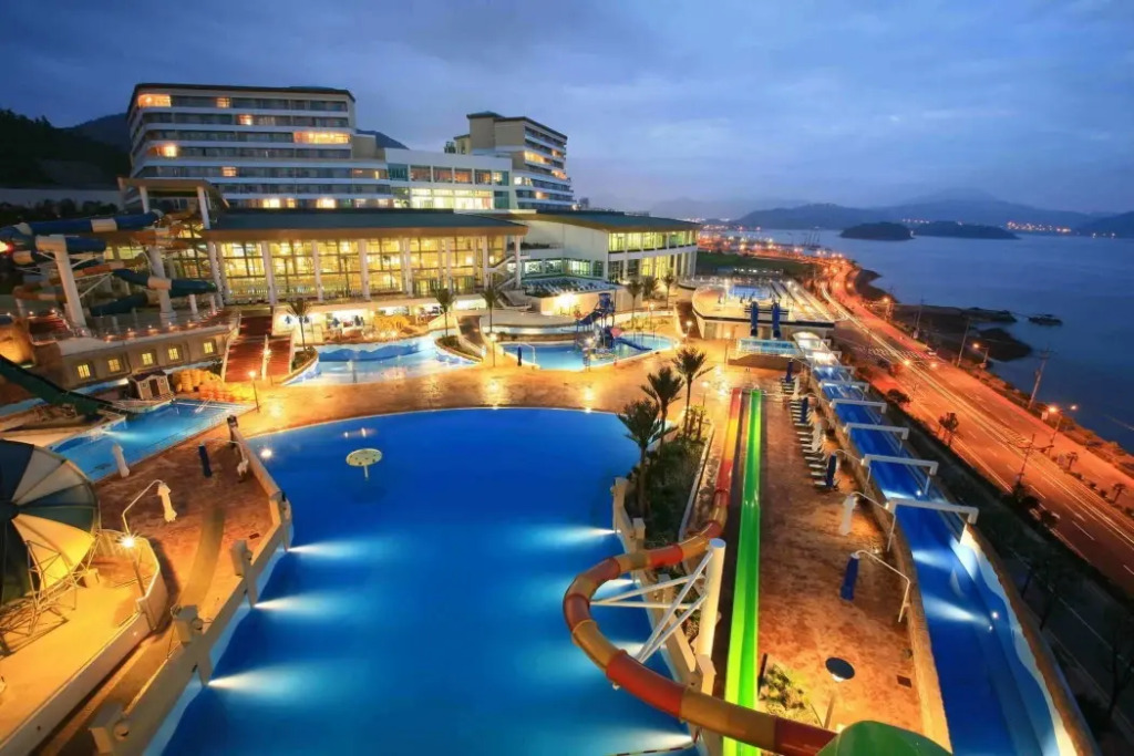 The Ocean Resort