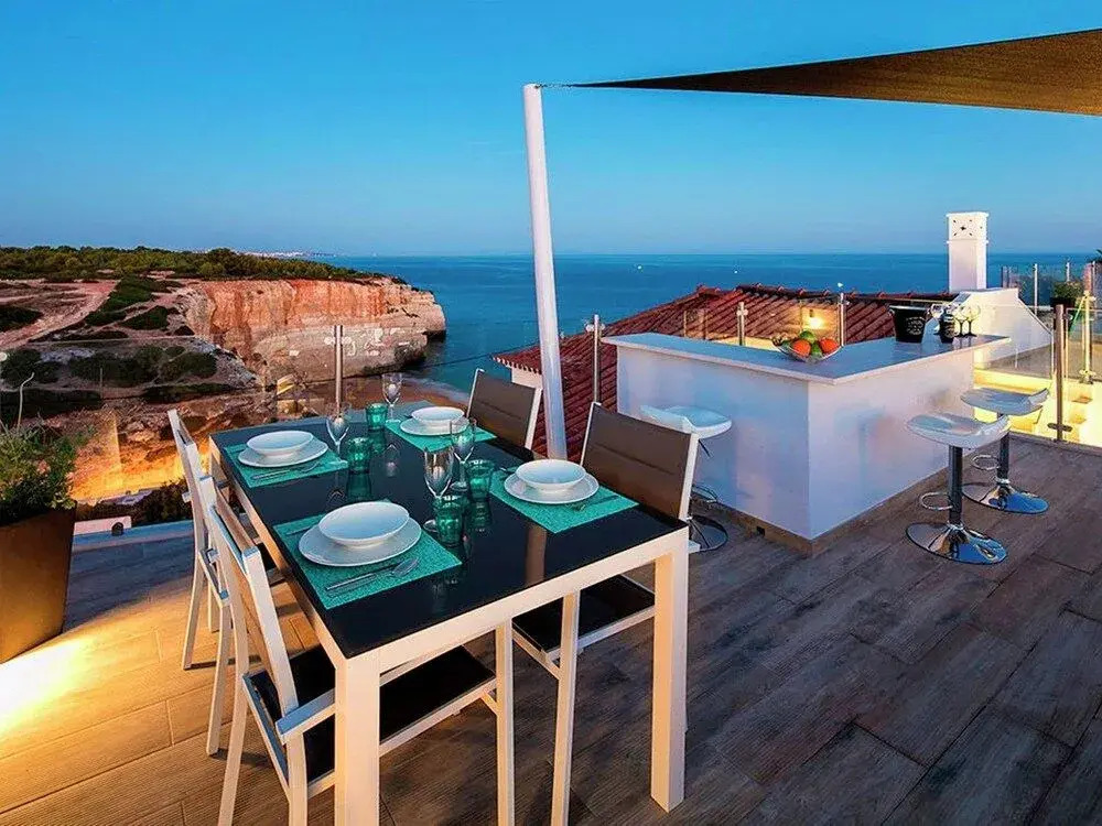 Stylish & Modern Carvoeiro Villa 2 Bedrooms Villa Benagil Stunning Views