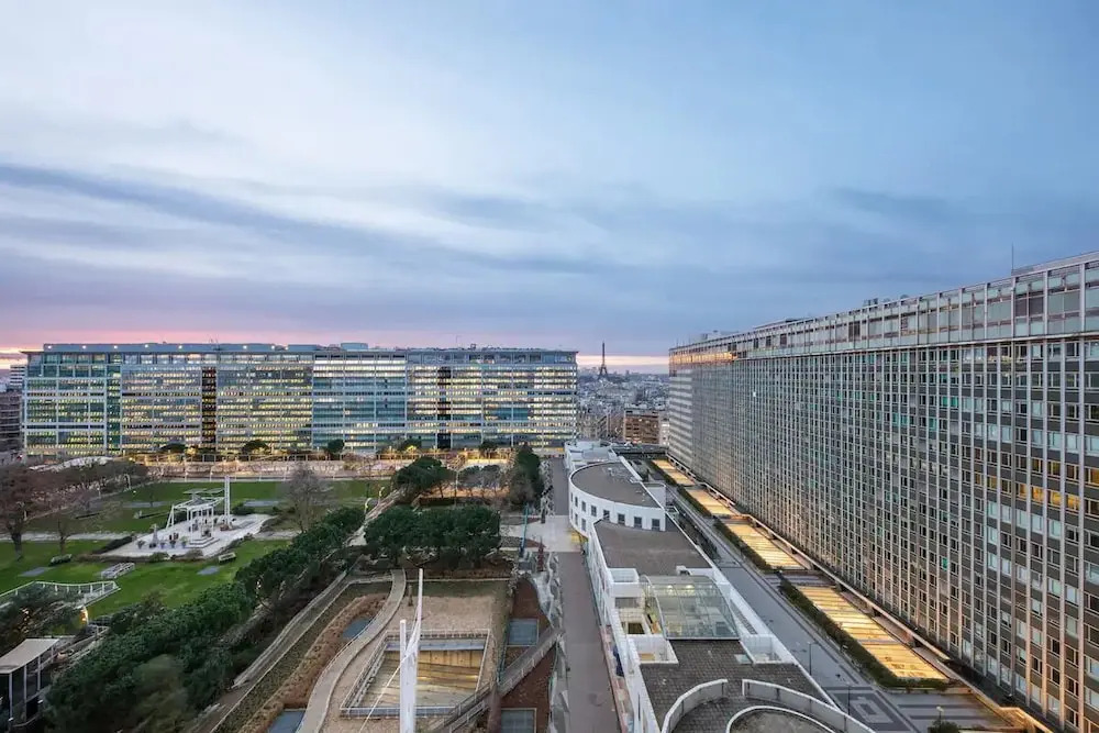 Paris luxury apartment Eiffel Tower View