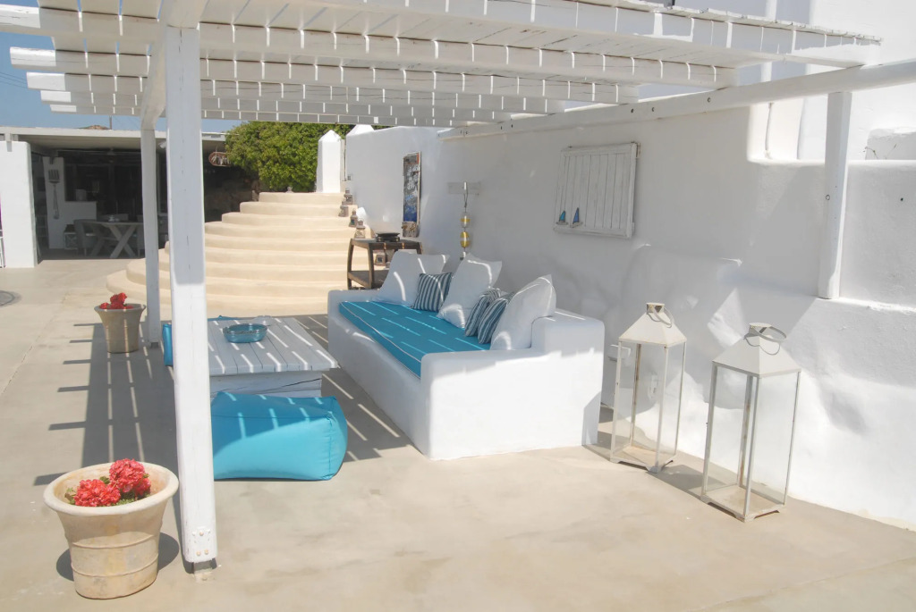 Anemoi Resort